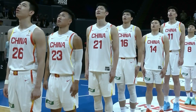 九游娱乐官方入口-中国男篮逆转后，更衣室庆祝曝光！小组形势有变：首支晋级队诞生